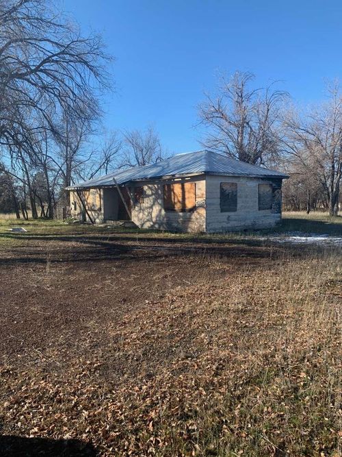 43524 California 299 E, Fall River Mills, CA, 96028 | Card Image