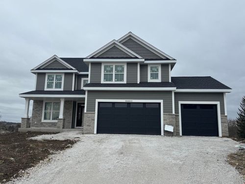 N56W20719 Muirfield Dr, Menomonee Falls, WI, 53051-8800 | Card Image