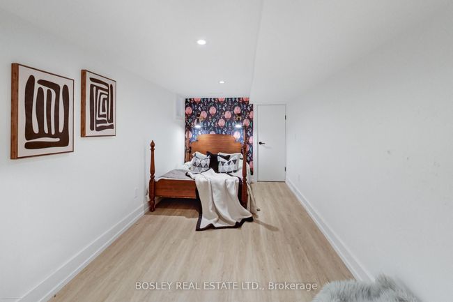 282 Crawford St, House attached with 5 bedrooms, 4 bathrooms and 1 parking in Toronto ON | Image 37
