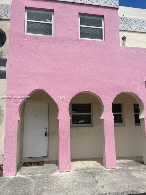 2735-2735 Nw 131st St, Opa-Locka, FL, 33054-5004 | Card Image