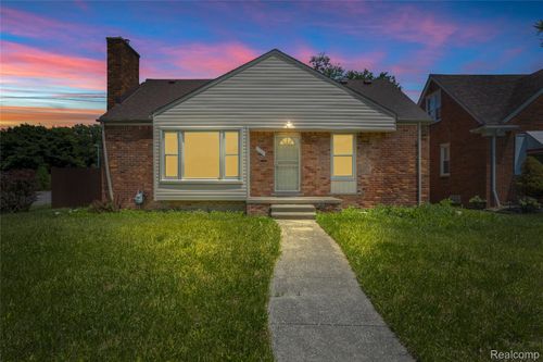 17700 Edinborough Rd, Detroit, MI, 48219-4215 | Card Image