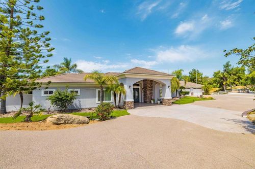 15263 Presilla Dr, Jamul, CA, 91935-4009 | Card Image