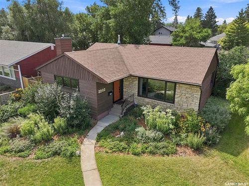2202 Albert Ave, Saskatoon, SK, S7J1K2 | Card Image