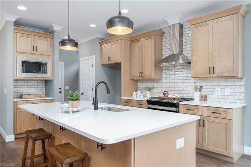 2200 Delaine Pt, High Point, NC, 27265-1478 | Card Image