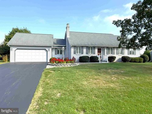 5 Kurtz Dr, LITITZ, PA, 17543-9176 | Card Image