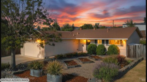 2074 Aragon Court, Napa, CA, 94559 | Card Image