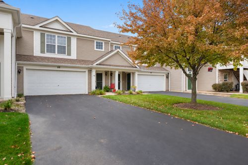 88 Johnson Ct, North Aurora, IL, 60542-9135 | Card Image