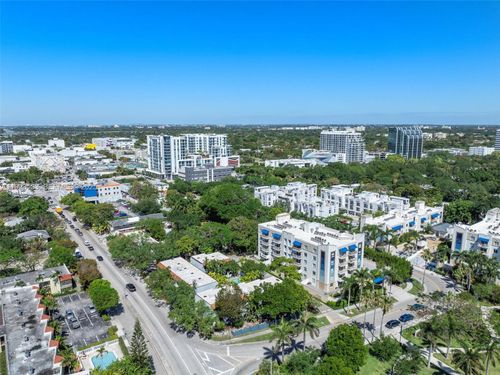 10-515 Ne 38th St, Miami, FL, 33137-3727 | Card Image