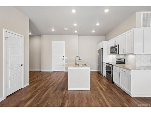 1-402-480 E Fremont Pl, Centennial, CO, 80122-3086 | Card Image