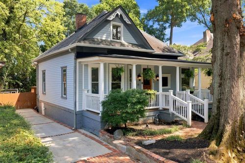 285 Alaska Ave Ne, Atlanta, GA, 30312-1401 | Card Image