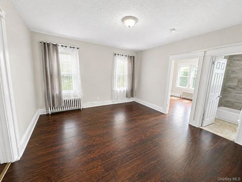 5-144 Mansion St, Poughkeepsie, NY, 12601-2539 | Card Image