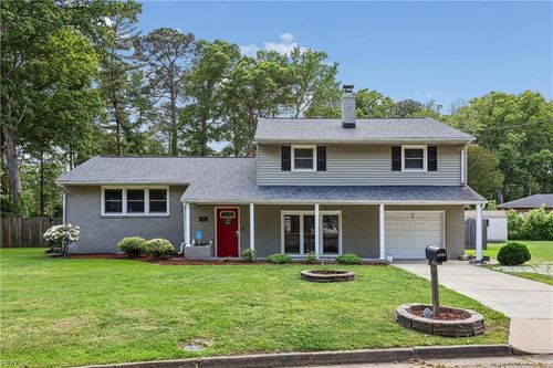 33 Green Ct, Newport News, VA, 23601-2409 | Card Image