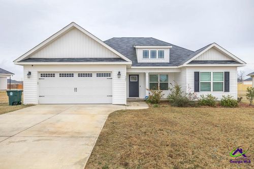 137 Sadie Heights Blvd, Perry, GA, 31069-3047 | Card Image