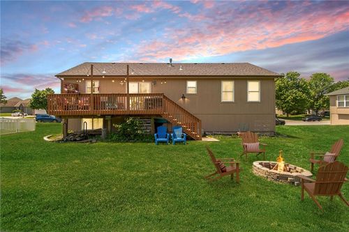 1903 Nw Rosewood Dr, Grain Valley, MO, 64029-7212 | Card Image