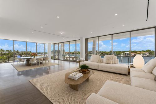 s304-5 Grove Isle Dr, Coconut Grove, FL, 33133-4138 | Card Image