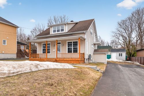 131 Rue Lessard, Québec (La Haute-Saint-Charles), QC, G2B2V7 | Card Image