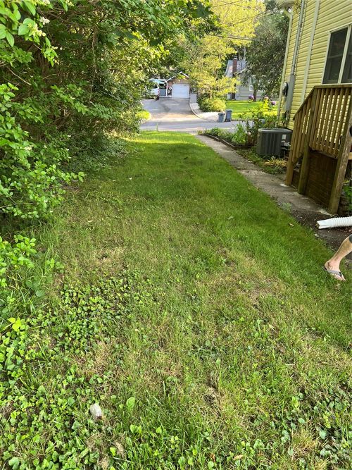37 Culross Dr, Rocky Point, NY, 11778-8911 | Card Image