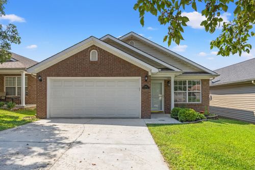2561 Michelle Park, Lexington, KY, 40511-8650 | Card Image