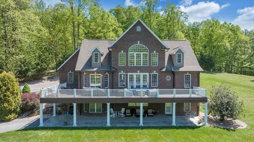 1120 Lees Gap Rd, Fincastle, VA, 24090-3380 | Card Image