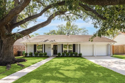 11102 Hillcroft Ave, Houston, TX, 77096-6045 | Card Image