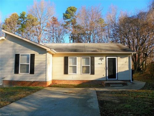 2619 Central Ave, High Point, NC, 27260-5833 | Card Image