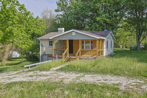 9050 Us Highway 50, Aurora, IN, 47001-9146 | Card Image