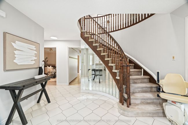 132 Samac Trail, House other with 5 bedrooms, 3 bathrooms and 2 parking in Oshawa ON | Image 4