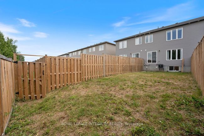 5 Mcphail Rd, House attached with 3 bedrooms, 3 bathrooms and 2 parking in Carleton Place ON | Image 35