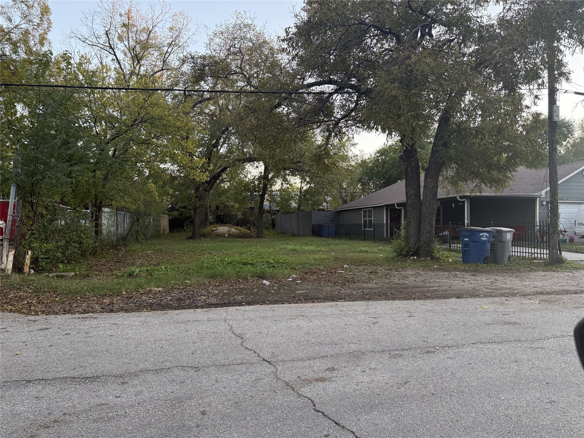 Land in Dallas 4