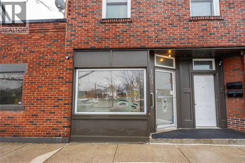 103 Ontario St, Sarnia, ON, N7T1K9 | Card Image