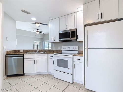 r101-12151 Summergate Cir, FORT MYERS, FL, 33913-8035 | Card Image