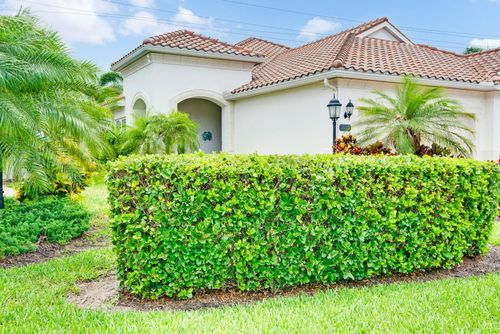 1418 Calle Grand St, BRADENTON, FL, 34209-2388 | Card Image