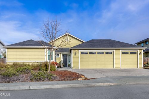 412 Grove St, Willits, CA, 95490-5758 | Card Image