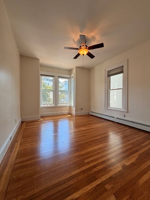 1-11 Grant St, Boston, MA, 02125-1234 | Card Image