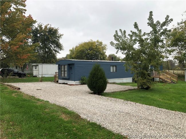 450 Sycamore St, Home with 3 bedrooms, 2 bathrooms and null parking in Campbellsburg IN | Image 4