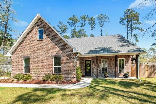 935 Dupard St, Mandeville, LA, 70448-4313 | Card Image