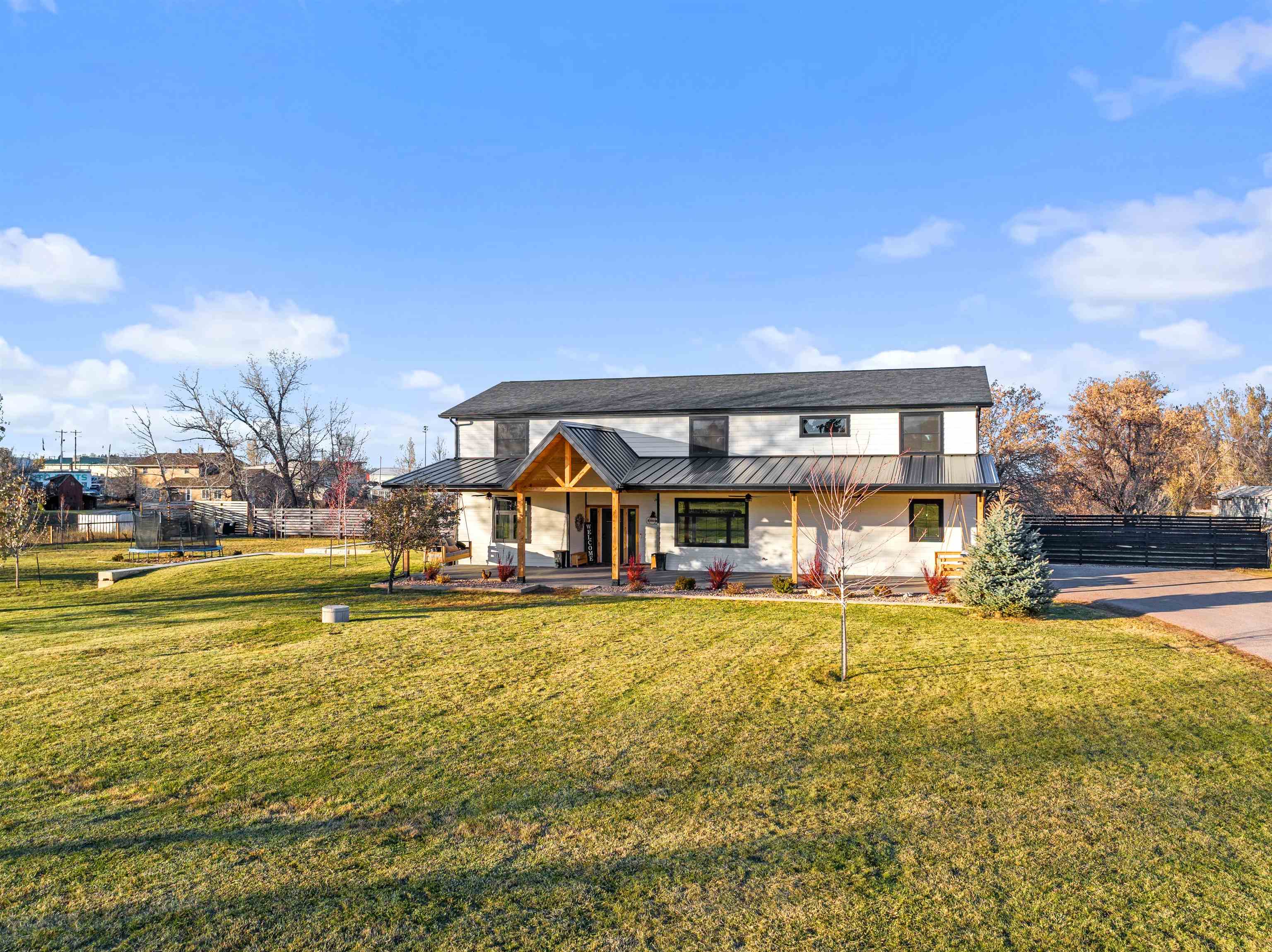 Barrier Pl, Spearfish, SD 57783