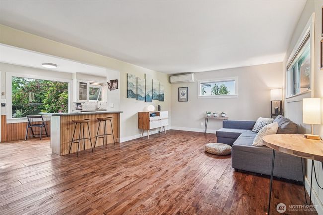 Beautiful landscape views and lighting out all windows. | Image 5