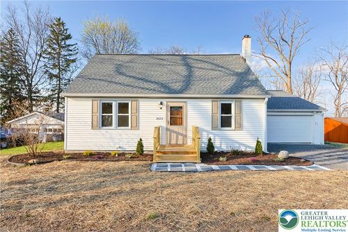 2023 Church Rd, Allentown, PA, 18104-1607 | Card Image