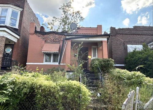 4224 Penrose St, Saint Louis, MO, 63115-3012 | Card Image