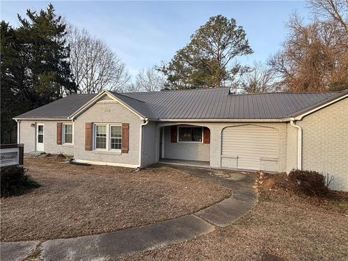 802 W N Park St Highway, Carrollton, GA, 30117 | Card Image