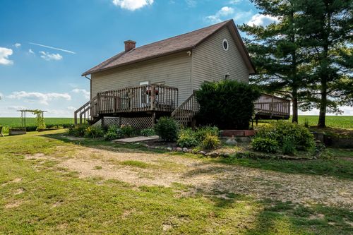 6913 W Wagner Rd, GERMAN VALLEY, IL, 61039-9720 | Card Image