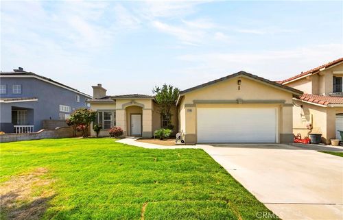 15165 Beartree St, Fontana, CA, 92336-4404 | Card Image
