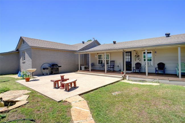 1860 Old Base Rd, House other with 3 bedrooms, 4 bathrooms and null parking in Aurora TX | Image 24