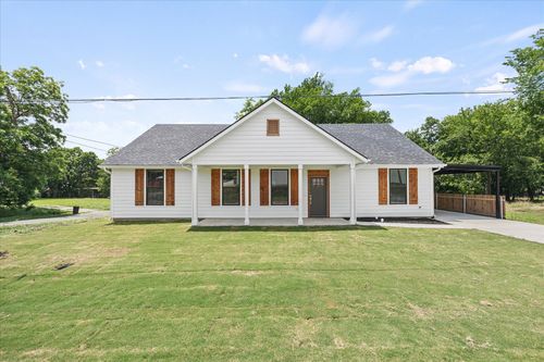108 S Manson St, Wolfe City, TX, 75496 | Card Image