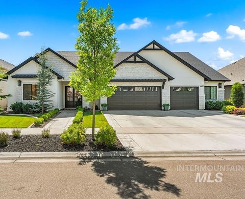 6401 W Biathlon St, Eagle, ID, 83616-7811 | Card Image
