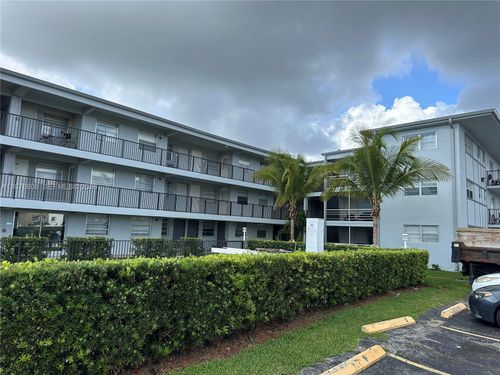 102-1100 Ne 1st Ct, Hallandale Beach, FL, 33009-4457 | Card Image
