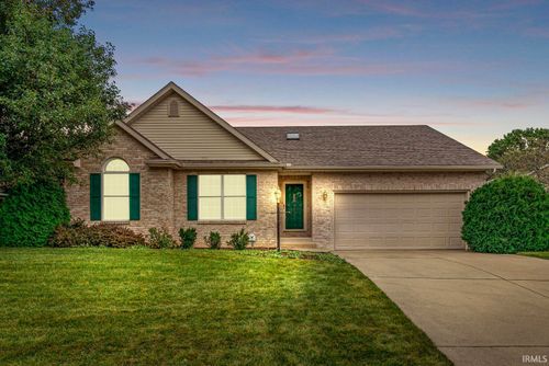5318 Larkspur Drive, South Bend, IN, 46614-5498 | Card Image