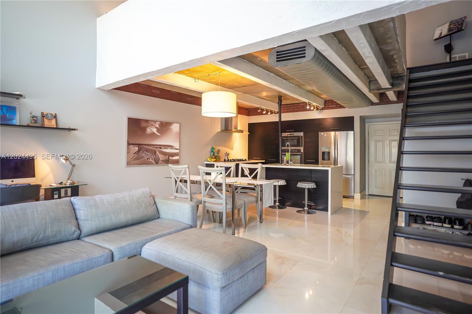 Residential Lease in Hialeah 3