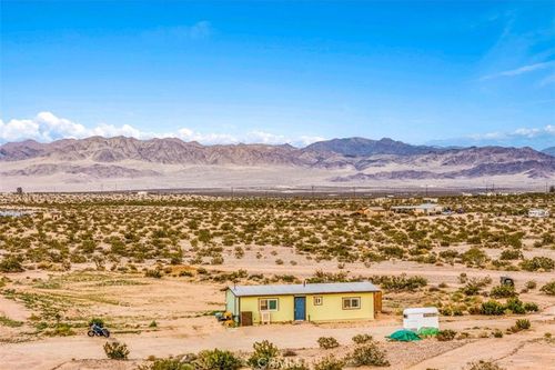 67550 Del Oro Rd, Twentynine Palms, CA, 92277 | Card Image